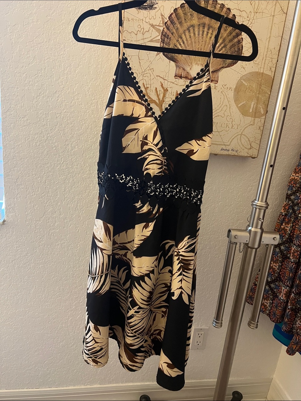 Black & Cream Tropical Print Spaghetti Strap Midi Dress